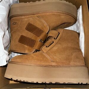 Platform UGGS